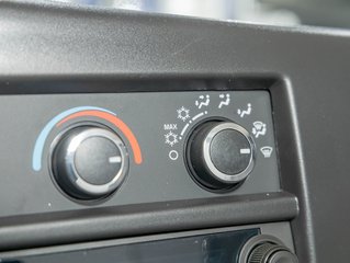 2026 GMC Savana Cutaway 3500 in St-Jérôme, Quebec - 18 - w320h240px