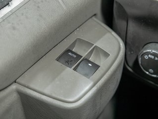 2026 GMC Savana Cutaway 3500 in St-Jérôme, Quebec - 19 - w320h240px