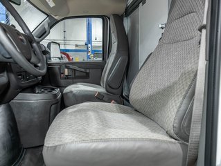GMC Savana Cutaway 3500  2026 à St-Jérôme, Québec - 11 - w320h240px
