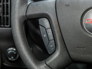 GMC Savana Cutaway 3500  2026 à St-Jérôme, Québec - 15 - w320h240px