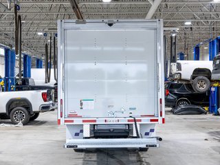 2026 GMC Savana Cutaway 3500 in St-Jérôme, Quebec - 6 - w320h240px