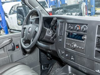 2026 GMC Savana Cutaway 3500 in St-Jérôme, Quebec - 17 - w320h240px