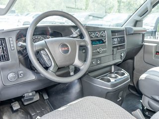 2026 GMC Savana Cutaway 3500 in St-Jérôme, Quebec - 11 - w320h240px