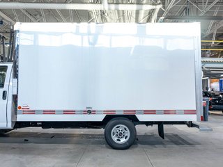 2026 GMC Savana Cutaway 3500 in St-Jérôme, Quebec - 24 - w320h240px