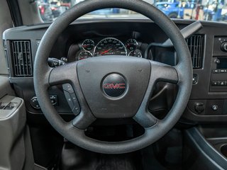 2026 GMC Savana Cutaway 3500 in St-Jérôme, Quebec - 13 - w320h240px