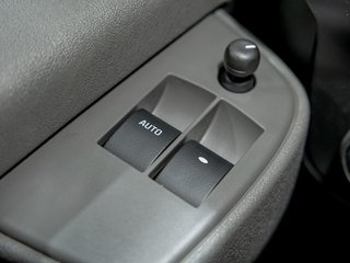 2025 GMC Savana Passenger in St-Jérôme, Quebec - 17 - w320h240px