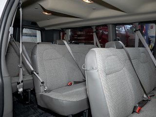 2025 GMC Savana Passenger in St-Jérôme, Quebec - 24 - w320h240px
