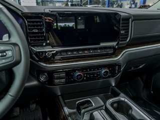 2026 GMC Sierra 1500 in St-Jérôme, Quebec - 19 - w320h240px
