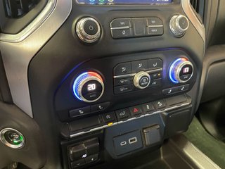 2021 GMC Sierra 1500 in St-Jérôme, Quebec - 12 - w320h240px