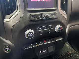 2022 GMC Sierra 1500 in St-Jérôme, Quebec - 13 - w320h240px