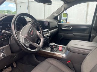 2023 GMC Sierra 1500 in St-Jérôme, Quebec - 3 - w320h240px