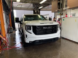 2023 GMC Sierra 1500 in St-Jérôme, Quebec - 10 - w320h240px