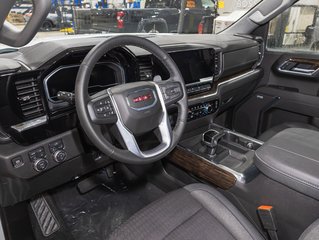 2025 GMC Sierra 1500 in St-Jérôme, Quebec - 12 - w320h240px