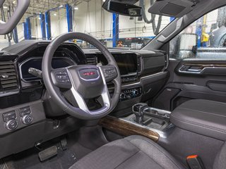 2025 GMC Sierra 1500 in St-Jérôme, Quebec - 12 - w320h240px