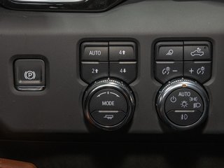 2025 GMC Sierra 1500 in St-Jérôme, Quebec - 29 - w320h240px