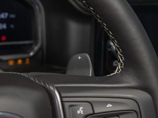 2025 GMC Sierra 1500 in St-Jérôme, Quebec - 17 - w320h240px