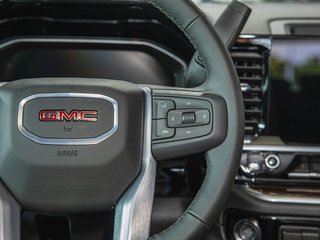 2025 GMC Sierra 1500 in St-Jérôme, Quebec - 16 - w320h240px