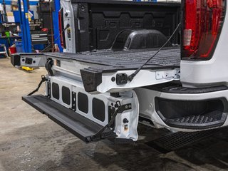 2026 GMC Sierra 1500 in St-Jérôme, Quebec - 10 - w320h240px