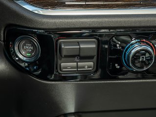 2026 GMC Sierra 1500 in St-Jérôme, Quebec - 25 - w320h240px