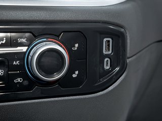 2026 GMC Sierra 1500 in St-Jérôme, Quebec - 23 - w320h240px