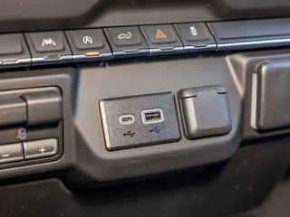 2026 GMC Sierra 1500 in St-Jérôme, Quebec - 26 - w320h240px