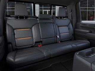 2025 GMC Sierra 2500 HD in St-Jérôme, Quebec - 17 - w320h240px
