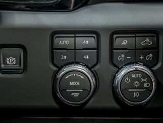 2025 GMC Sierra 2500 HD in St-Jérôme, Quebec - 26 - w320h240px