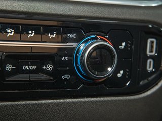 2025 GMC Sierra 2500 HD in St-Jérôme, Quebec - 23 - w320h240px