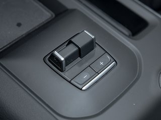 2026 GMC Sierra 2500 HD in St-Jérôme, Quebec - 26 - w320h240px