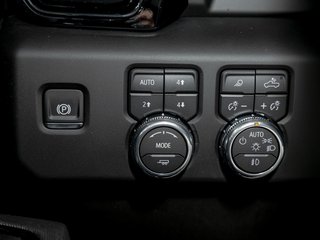 2026 GMC Sierra 2500 HD in St-Jérôme, Quebec - 25 - w320h240px