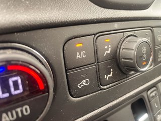 2021 GMC Terrain in St-Jérôme, Quebec - 16 - w320h240px