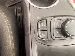 2021 GMC Terrain in St-Jérôme, Quebec - 12 - w320h240px