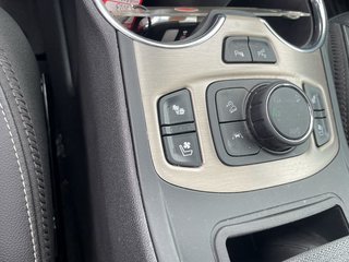 GMC Terrain  2023 à St-Jérôme, Québec - 13 - w320h240px