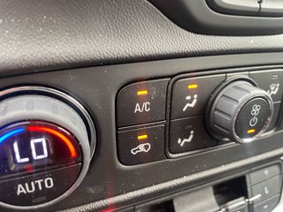 GMC Terrain  2023 à St-Jérôme, Québec - 14 - w320h240px