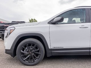 2024 GMC Terrain in St-Jérôme, Quebec - 38 - w320h240px