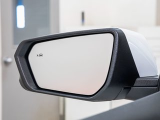 2024 GMC Terrain in St-Jérôme, Quebec - 32 - w320h240px