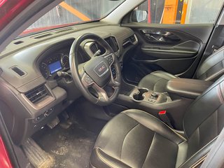 2024 GMC Terrain in St-Jérôme, Quebec - 3 - w320h240px