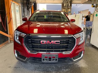 2024 GMC Terrain in St-Jérôme, Quebec - 3 - w320h240px