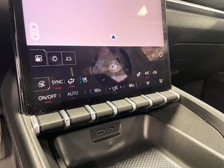 2025 GMC Terrain in St-Jérôme, Quebec - 16 - w320h240px