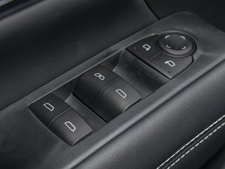 2026 GMC Terrain in St-Jérôme, Quebec - 24 - w320h240px