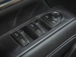 2026 GMC Terrain in St-Jérôme, Quebec - 26 - w320h240px