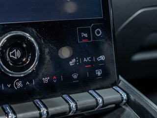 2026 GMC Terrain in St-Jérôme, Quebec - 22 - w320h240px