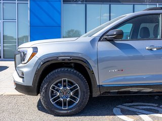 2027 GMC Terrain in St-Jérôme, Quebec - 31 - w320h240px