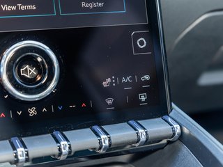 2027 GMC Terrain in St-Jérôme, Quebec - 12 - w320h240px