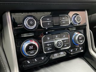 2023 GMC Yukon XL in St-Jérôme, Quebec - 14 - w320h240px