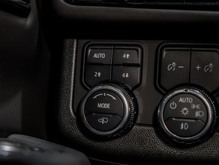 2025 GMC Yukon XL in St-Jérôme, Quebec - 28 - w320h240px