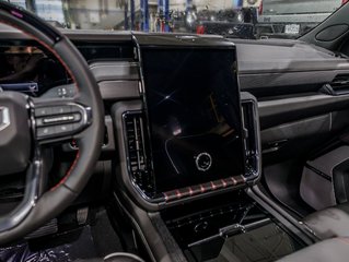 2025 GMC Yukon XL in St-Jérôme, Quebec - 25 - w320h240px