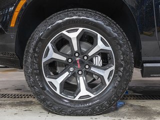 2025 GMC Yukon XL in St-Jérôme, Quebec - 38 - w320h240px