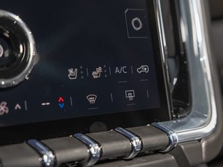 2025 GMC Yukon XL in St-Jérôme, Quebec - 25 - w320h240px