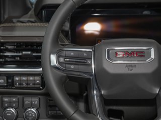 2025 GMC Yukon XL in St-Jérôme, Quebec - 16 - w320h240px